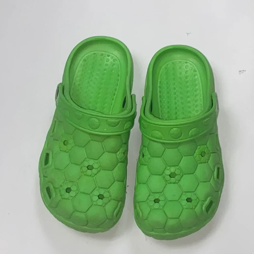 10/$50 Water Shoes Made In México  Size 23 Unisex Size 4
